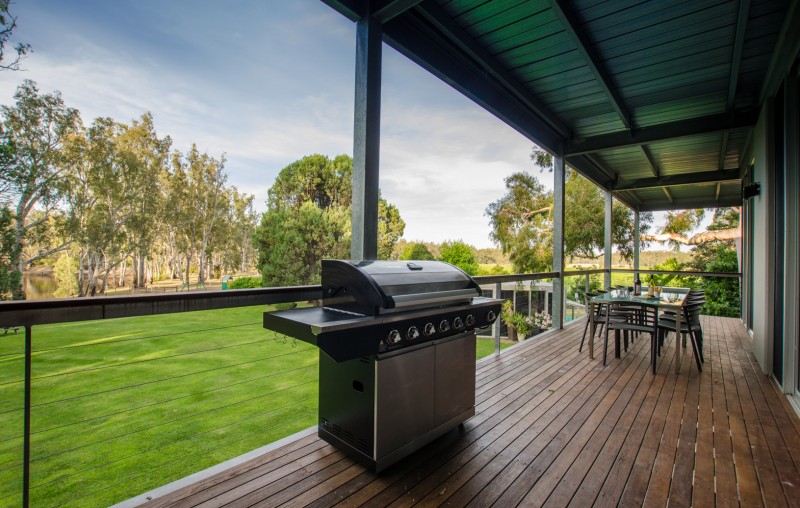 15 Cape Horn Vineyard Villa Deck With BBQ